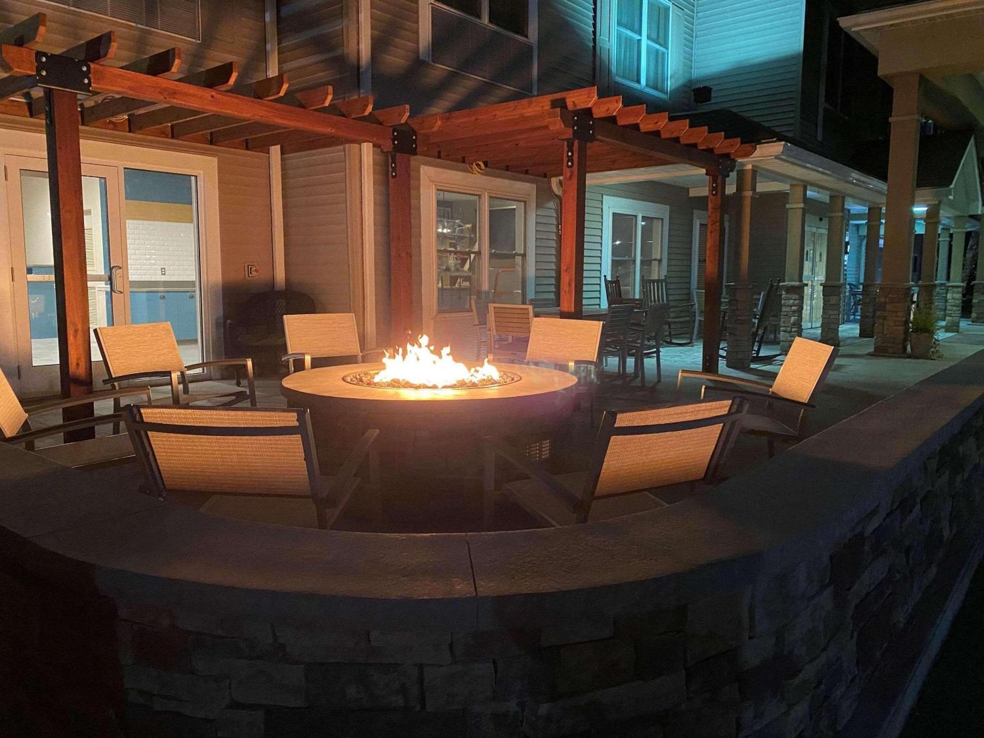 Country Inn & Suites By Radisson, Lehighton-Jim Thorpe, Pa Exteriér fotografie
